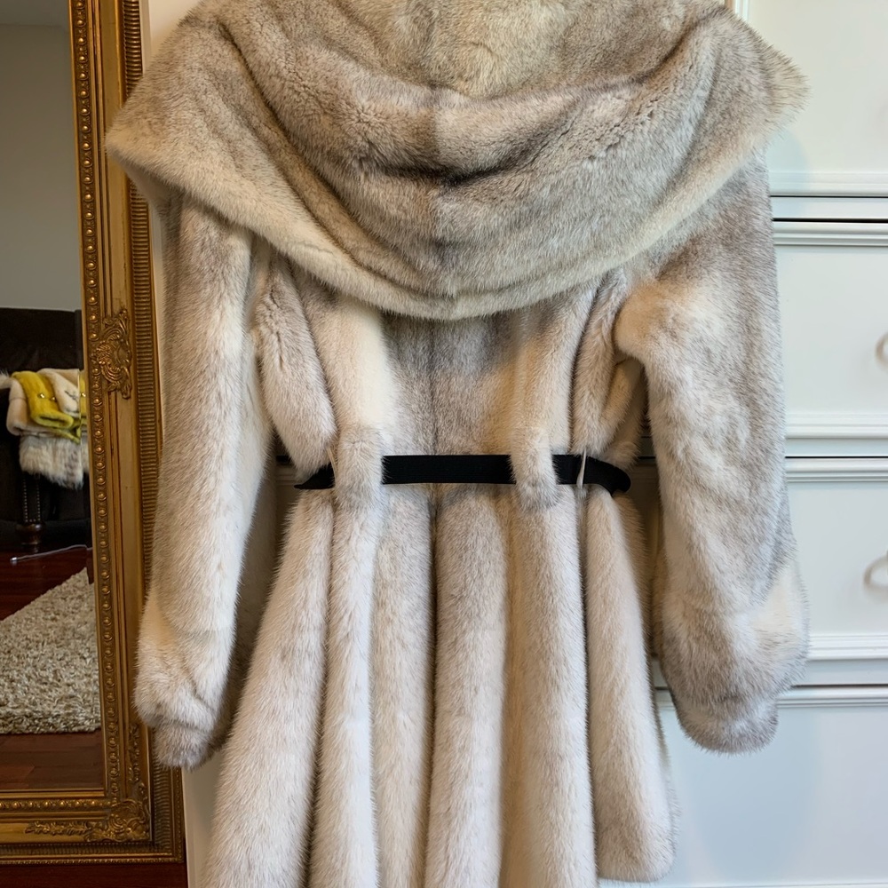 100% luxury high quality Real female mink coat - Picture 4 of 10